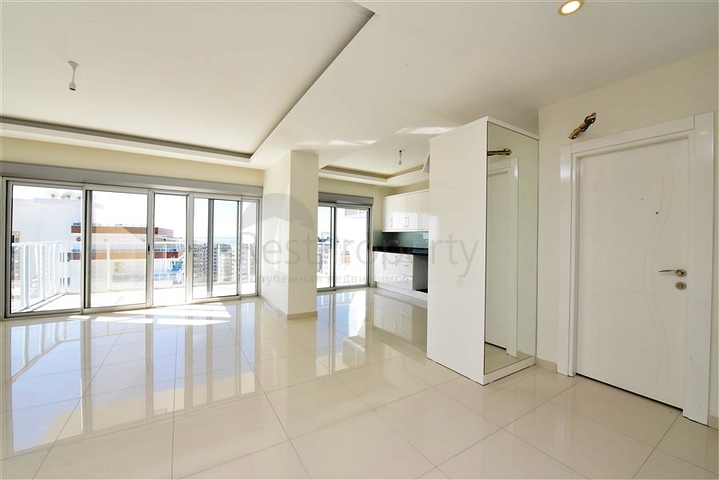 دوبلكس اطلالة بحر -في محمودلار / الانيا  