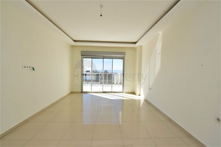 دوبلكس اطلالة بحر -في محمودلار / الانيا  