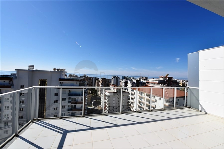 دوبلكس اطلالة بحر -في محمودلار / الانيا  