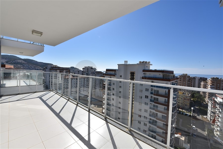 دوبلكس اطلالة بحر -في محمودلار / الانيا  