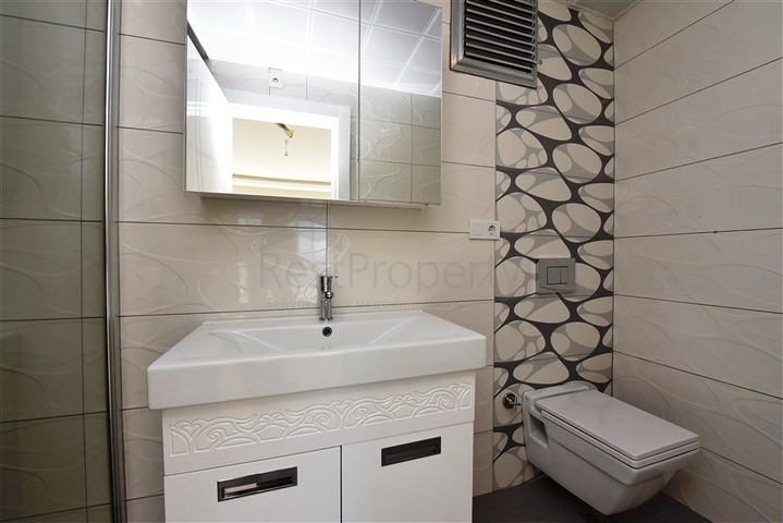 دوبلكس اطلالة بحر -في محمودلار / الانيا  