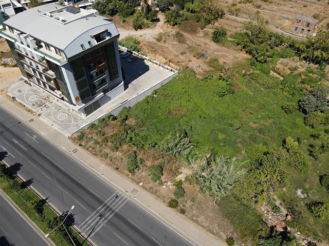 مشروع جديد على شاطئ كليوباترا الشهير