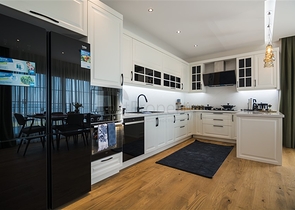 فيلا فاخرة في الانيا - اطلالة بحر - 5 غرف وصالة -في كاستل / الانيا 