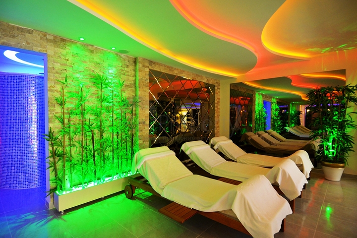 مجمع فاخر -شقة غرفتين وصالة -مفروشة - في محمودلار /الانيا 