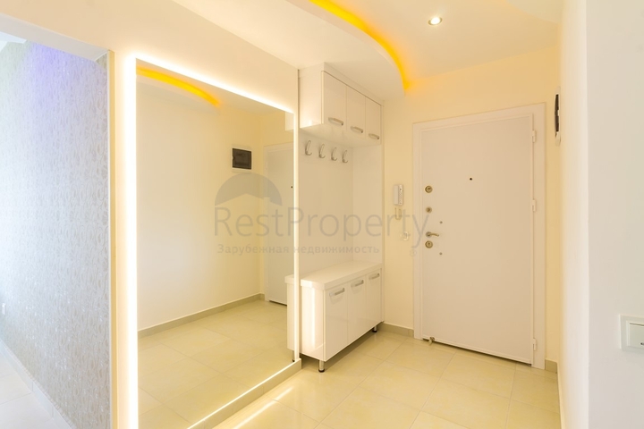 مجمع فاخر -شقة غرفتين وصالة -مفروشة - في محمودلار /الانيا 