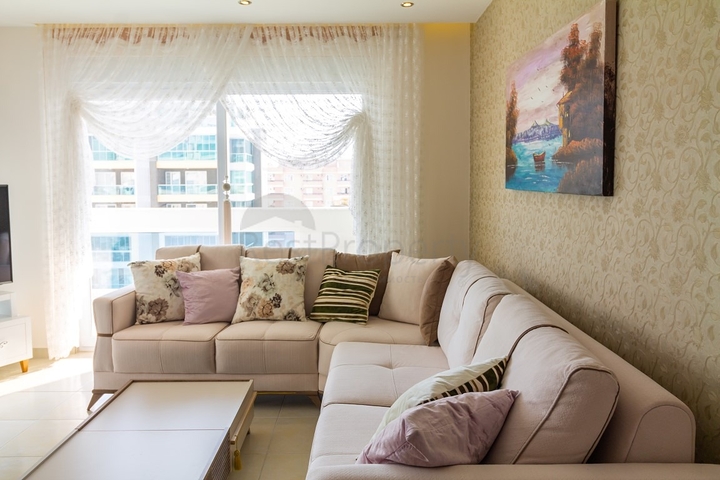 مجمع فاخر -شقة غرفتين وصالة -مفروشة - في محمودلار /الانيا 