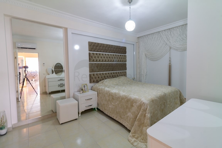 مجمع فاخر -شقة غرفتين وصالة -مفروشة - في محمودلار /الانيا 