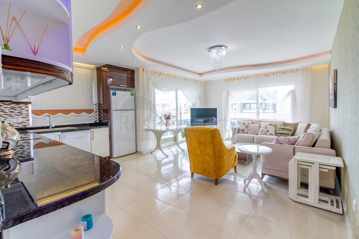 مجمع فاخر -شقة غرفتين وصالة -مفروشة - في محمودلار /الانيا 