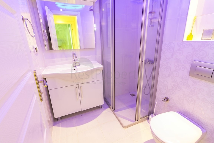 مجمع فاخر -شقة غرفتين وصالة -مفروشة - في محمودلار /الانيا 