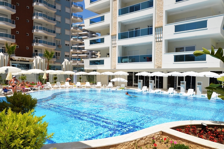 مجمع فاخر -شقة غرفتين وصالة -مفروشة - في محمودلار /الانيا 