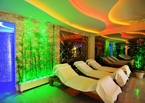 مجمع فاخر -شقة غرفتين وصالة -مفروشة - في محمودلار /الانيا 