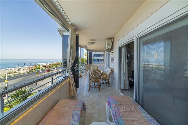 اطلالة بحر ساحرة - شقة 2 غرفة وصالة مفروشة -اول صف على البحر -في محمودلار / الانيا 