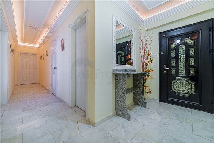 اطلالة بحر ساحرة - شقة 2 غرفة وصالة مفروشة -اول صف على البحر -في محمودلار / الانيا 