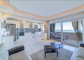 اطلالة بحر ساحرة - شقة 2 غرفة وصالة مفروشة -اول صف على البحر -في محمودلار / الانيا 