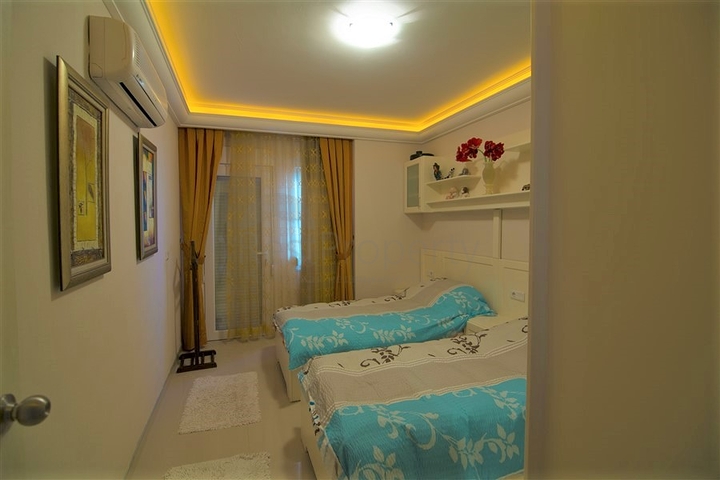 شقق على البحر في الانيا - غرفتين وصالة مفروشة -في محمودلار /الانيا 