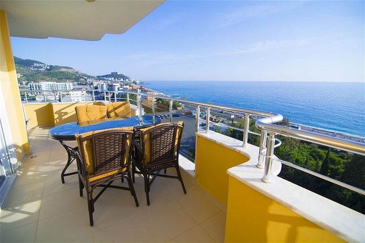 شقق على البحر في الانيا - غرفتين وصالة مفروشة -في محمودلار /الانيا 