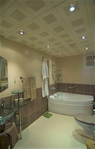 شقق على البحر في الانيا - غرفتين وصالة مفروشة -في محمودلار /الانيا 