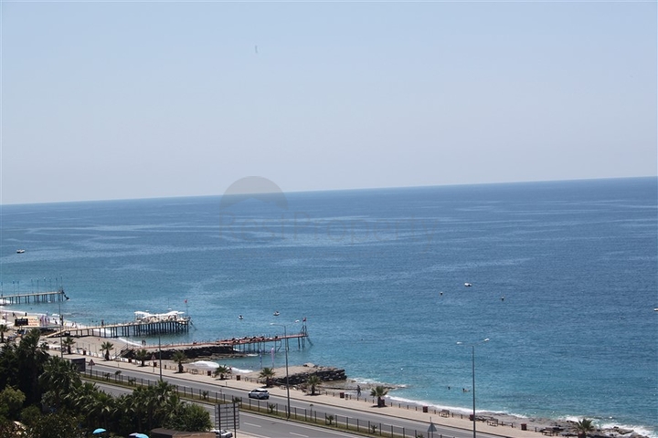 شقق على البحر في الانيا - غرفتين وصالة مفروشة -في محمودلار /الانيا 