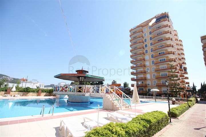 شقق على البحر في الانيا - غرفتين وصالة مفروشة -في محمودلار /الانيا 