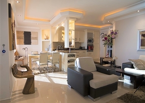 شقق على البحر في الانيا - غرفتين وصالة مفروشة -في محمودلار /الانيا 