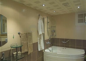 شقق على البحر في الانيا - غرفتين وصالة مفروشة -في محمودلار /الانيا 