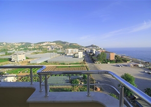 شقق على البحر في الانيا - غرفتين وصالة مفروشة -في محمودلار /الانيا 