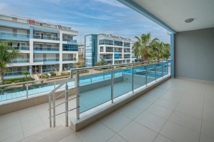 شقق للبيع في كاستل - 2 غرفة وصالة دوبلكس - مجمع 5 نجوم -في كاستل / الانيا 