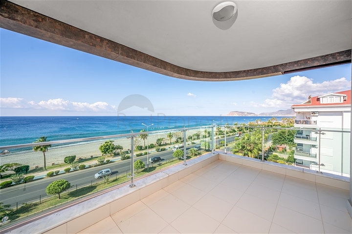 عقارات فاخرة في الانيا - دوبلكس على البحر مباشرة -مجمع فاخر -في كاستل / الانيا 