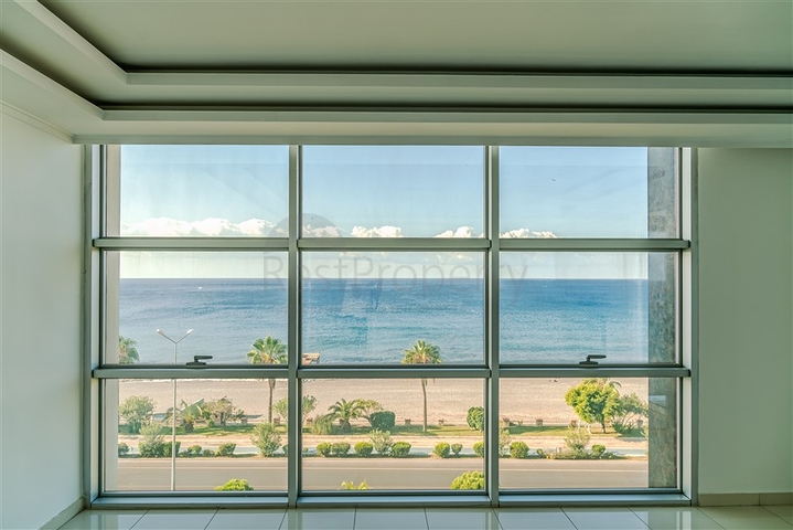 عقارات فاخرة في الانيا - دوبلكس على البحر مباشرة -مجمع فاخر -في كاستل / الانيا 