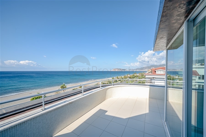 عقارات فاخرة في الانيا - دوبلكس على البحر مباشرة -مجمع فاخر -في كاستل / الانيا 