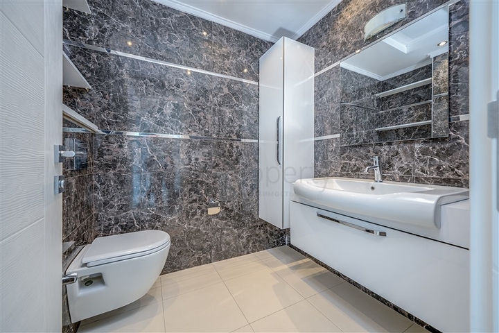 عقارات فاخرة في الانيا - دوبلكس على البحر مباشرة -مجمع فاخر -في كاستل / الانيا 