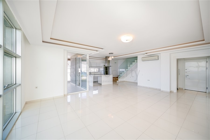 عقارات فاخرة في الانيا - دوبلكس على البحر مباشرة -مجمع فاخر -في كاستل / الانيا 