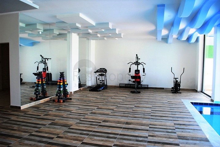 مجمع اول صف على البحر -شقة انيقة غرفة وصالة -كاستل / الانيا 