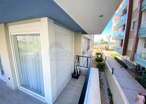 مجمع اول صف على البحر -شقة انيقة غرفة وصالة -كاستل / الانيا 