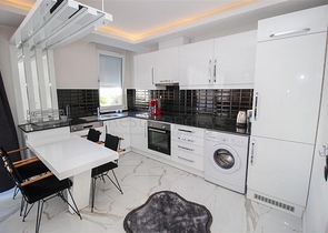 مجمع اول صف على البحر -شقة انيقة غرفة وصالة -كاستل / الانيا 