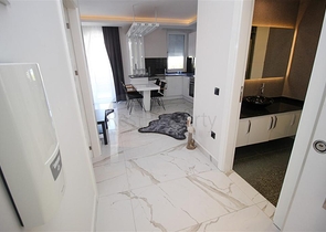 مجمع اول صف على البحر -شقة انيقة غرفة وصالة -كاستل / الانيا 