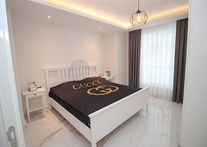 مجمع اول صف على البحر -شقة انيقة غرفة وصالة -كاستل / الانيا 