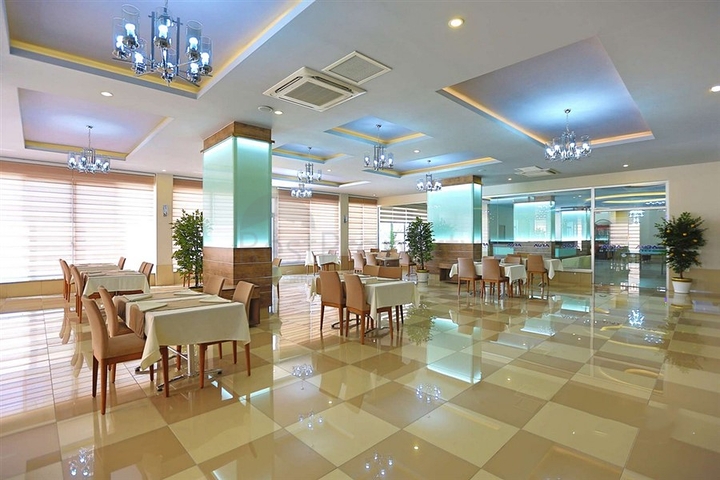 دوبلكس اطلالة بحر - مجمع فاخر -في كاستل / الانيا 