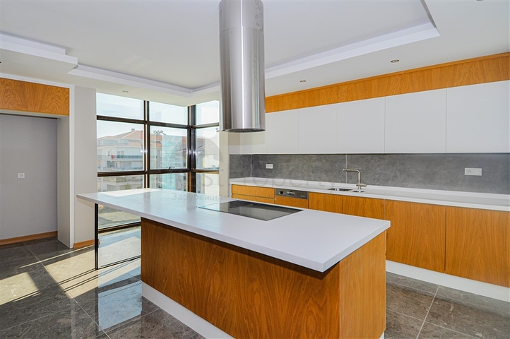 دوبلكس اطلالة بحر - مجمع فاخر -في كاستل / الانيا 