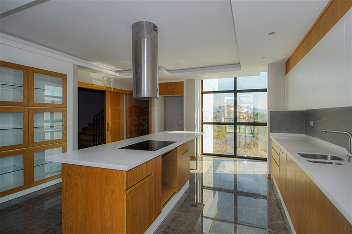 دوبلكس اطلالة بحر - مجمع فاخر -في كاستل / الانيا 