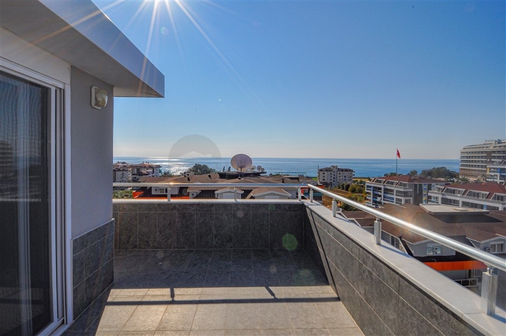 دوبلكس اطلالة بحر - مجمع فاخر -في كاستل / الانيا 