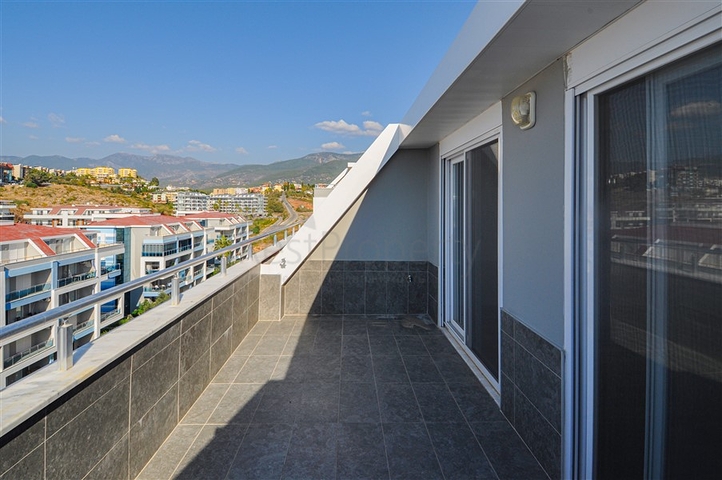 دوبلكس اطلالة بحر - مجمع فاخر -في كاستل / الانيا 