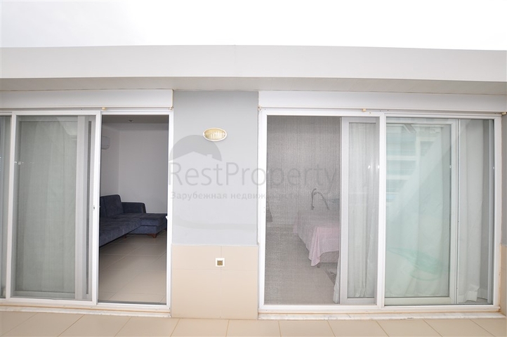 اطلالة بحر - دوبلكس 2 غرفة وصالة ضمن مجمع فاخر في كاستل / الانيا 