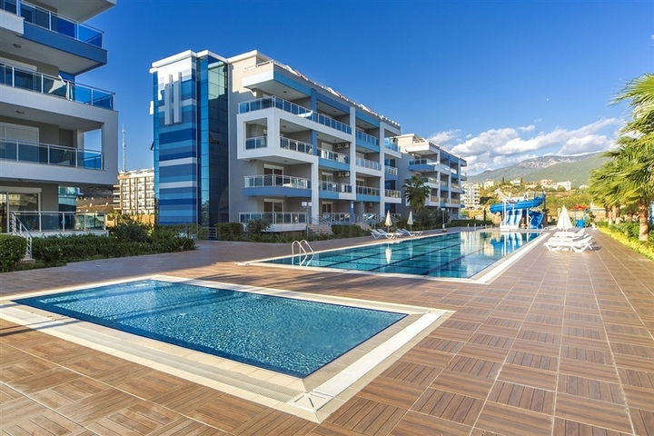 اطلالة بحر - دوبلكس 2 غرفة وصالة ضمن مجمع فاخر في كاستل / الانيا 