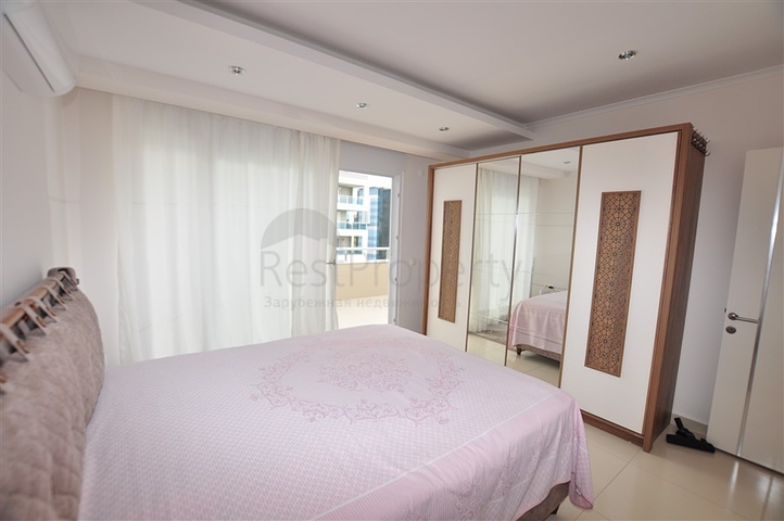 اطلالة بحر - دوبلكس 2 غرفة وصالة ضمن مجمع فاخر في كاستل / الانيا 