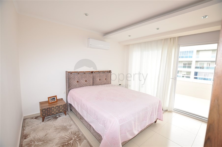 اطلالة بحر - دوبلكس 2 غرفة وصالة ضمن مجمع فاخر في كاستل / الانيا 