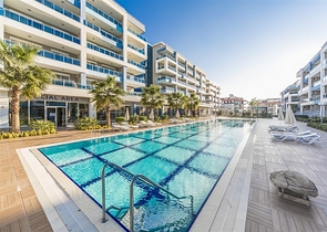 اطلالة بحر - دوبلكس 2 غرفة وصالة ضمن مجمع فاخر في كاستل / الانيا 