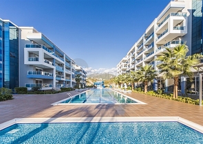 اطلالة بحر - دوبلكس 2 غرفة وصالة ضمن مجمع فاخر في كاستل / الانيا 