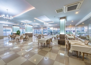 اطلالة بحر - دوبلكس 2 غرفة وصالة ضمن مجمع فاخر في كاستل / الانيا 