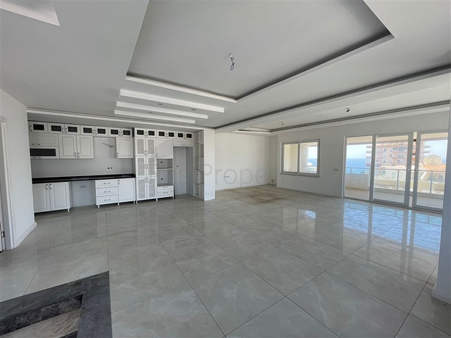 دوبلكس واسعة 250 متر مربع - في محمودلار / الانيا 